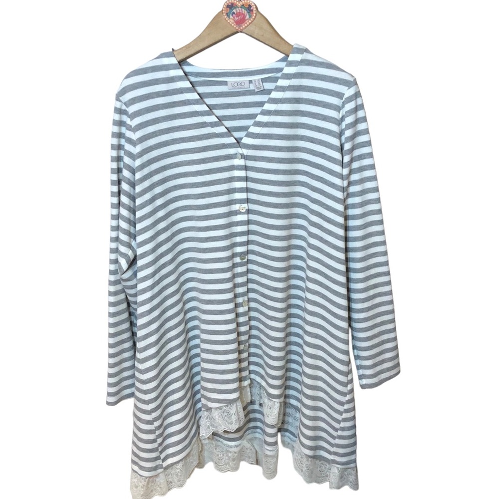 Logo by lori goldstein 2X Waffle Knit Gray Striped button front Cardigan la…